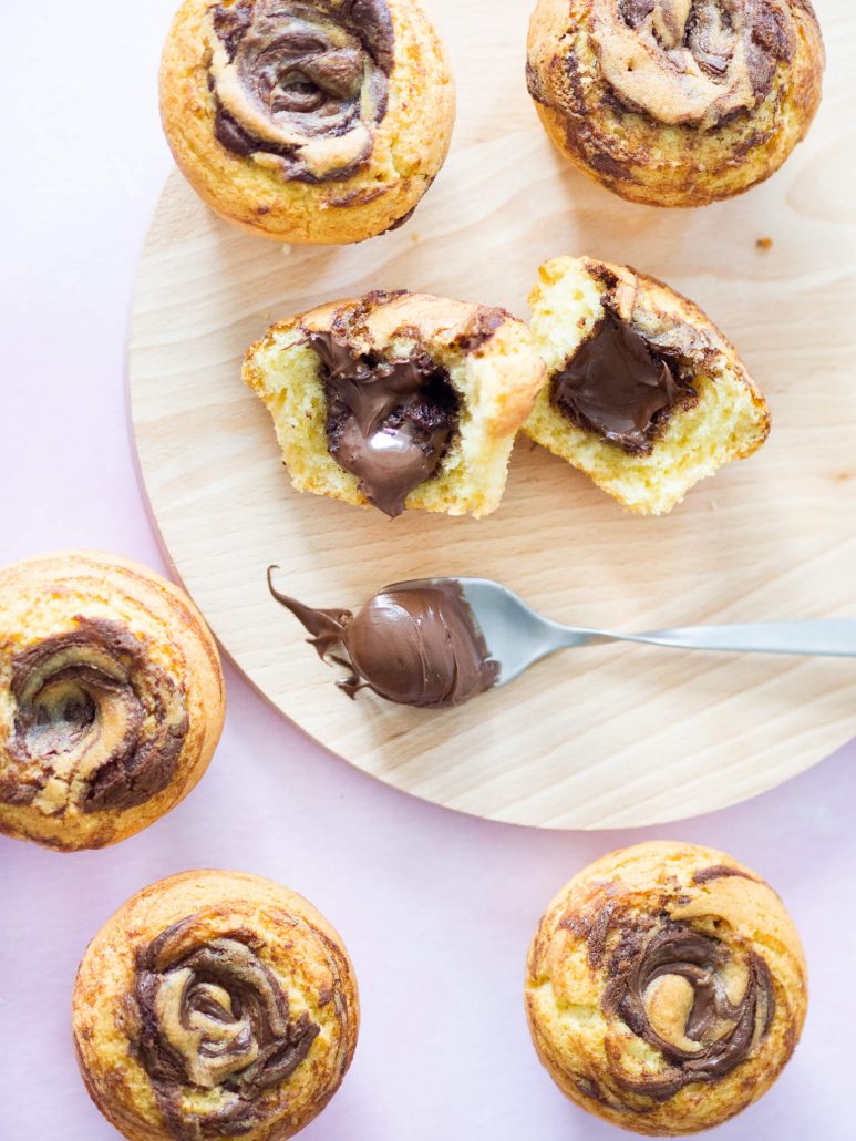 Leckeres Rezept: Swirl Muffins mit flüssigem Nutellakern. Einfach und göttlich. Ganz neu auf meinem DIY Blog!