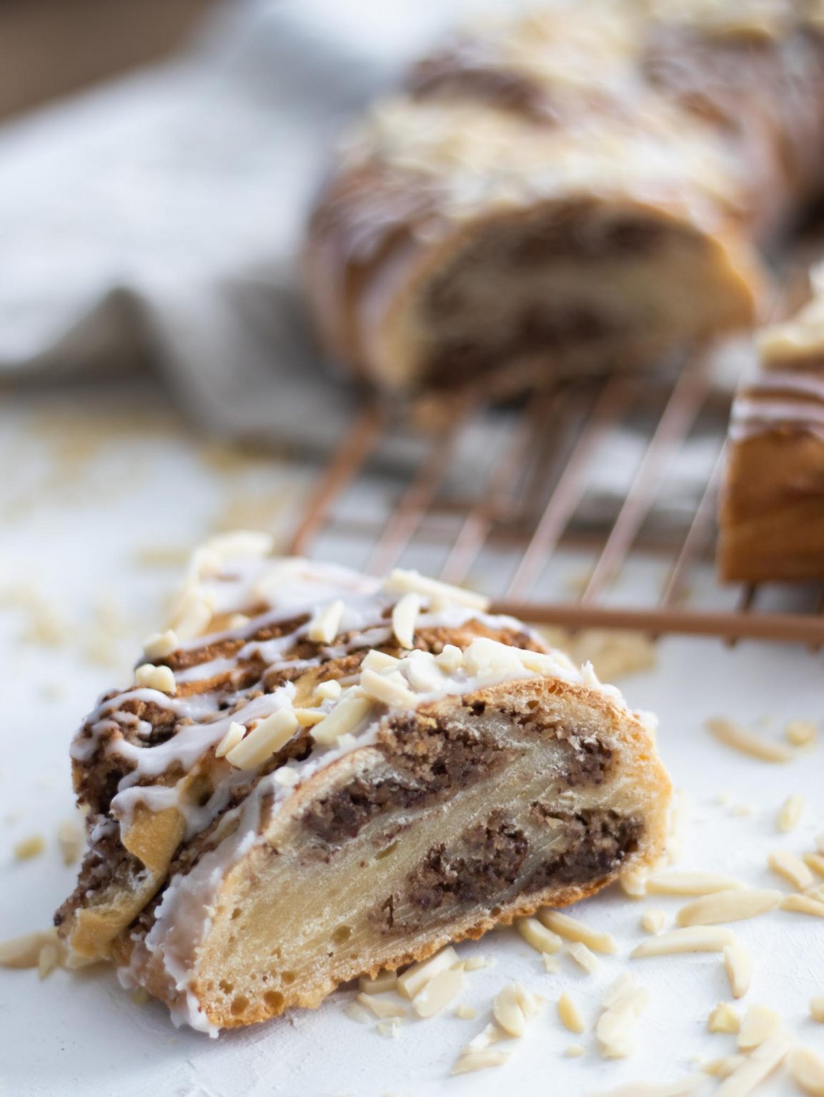 Nusskranz Rezept - ganz einfach backen! Nusskranz Rezept - ganz einfach backen!